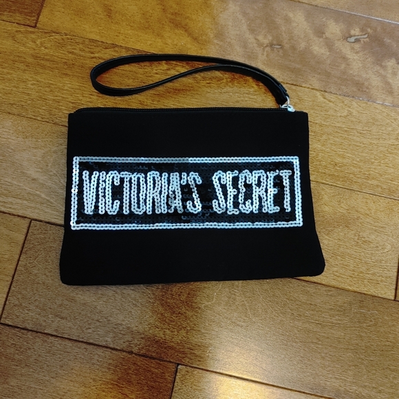 Victoria Secret tote gym bag and wristlet make-up bag - Picture 5 of 8